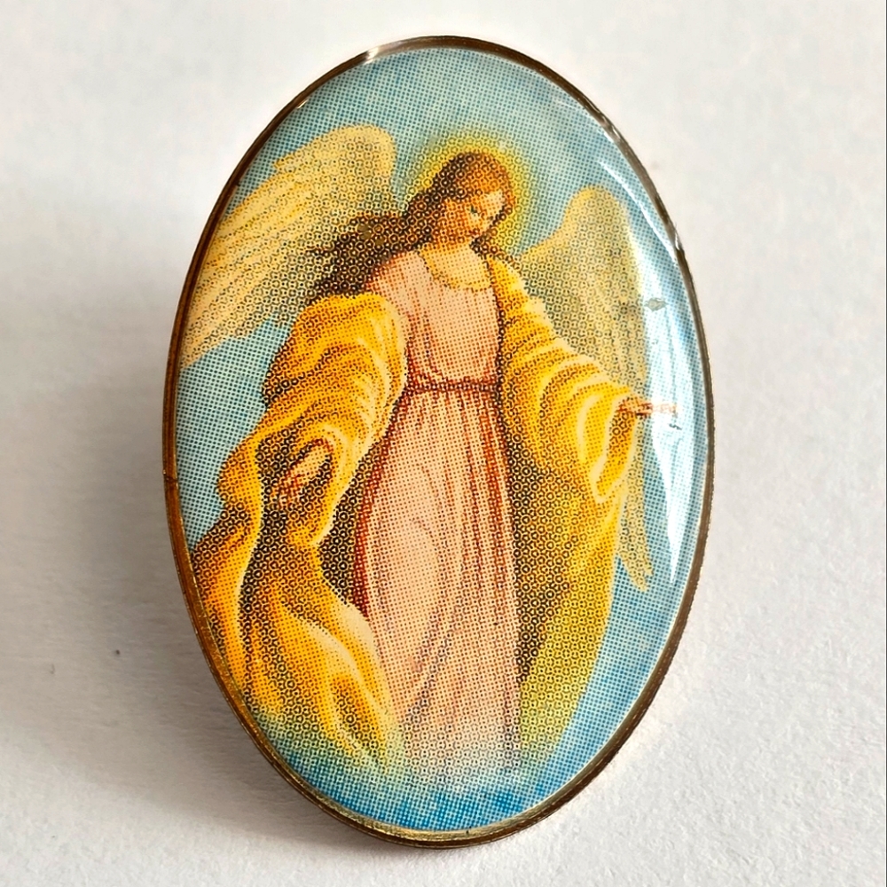 Vintage angel brooch pastel blue pink yellow gold Oval religious